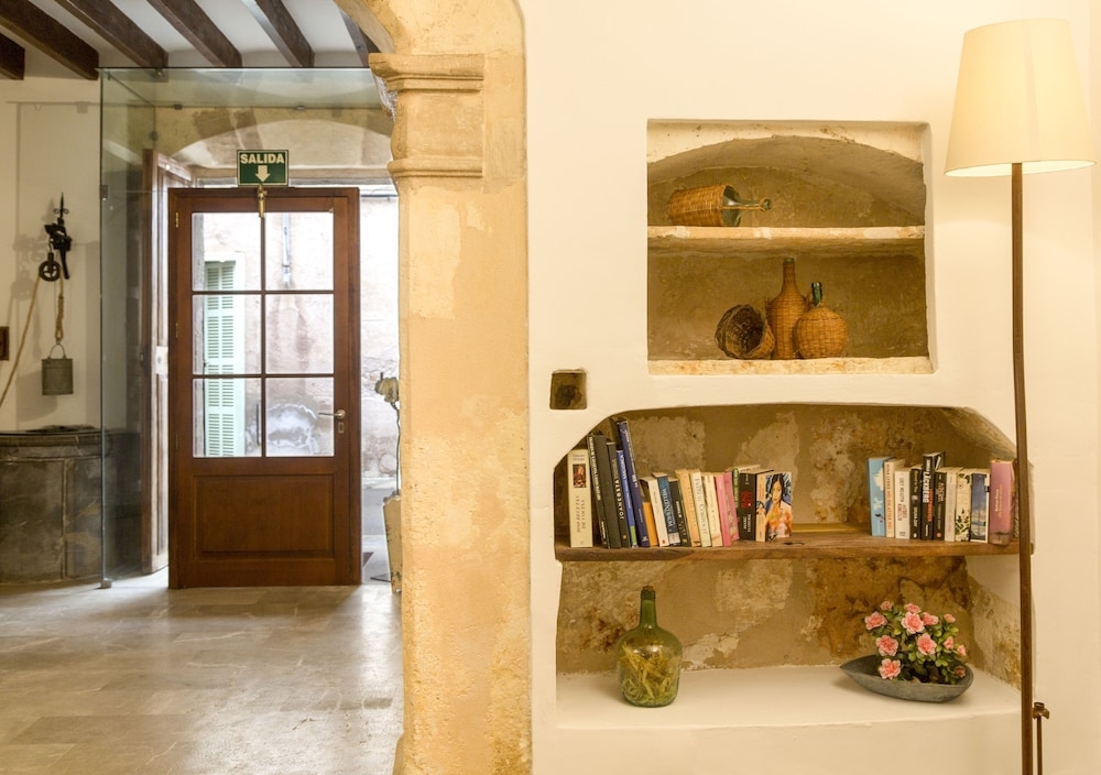 로비 좌석 공간