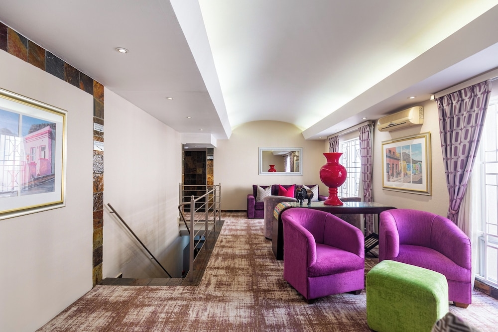 로비 좌석 공간