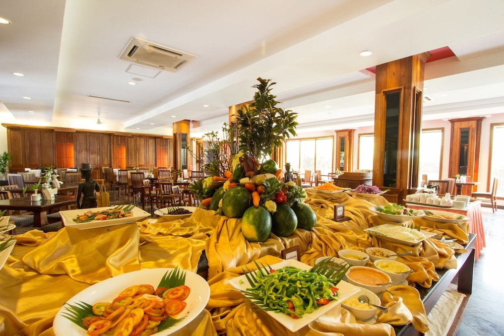 뷔페 아침 식사