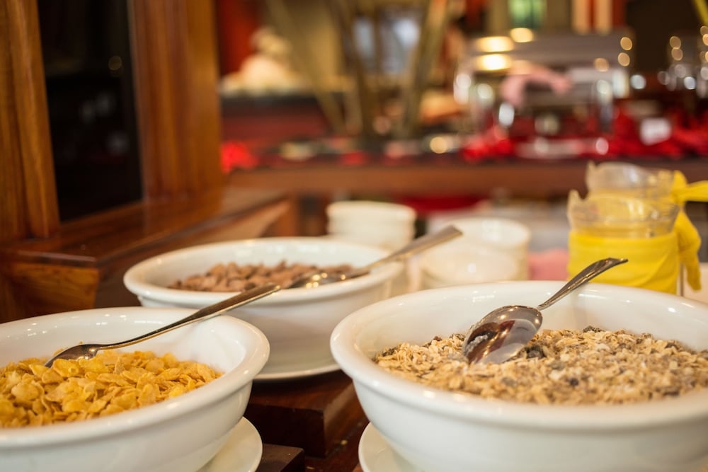 뷔페 아침 식사