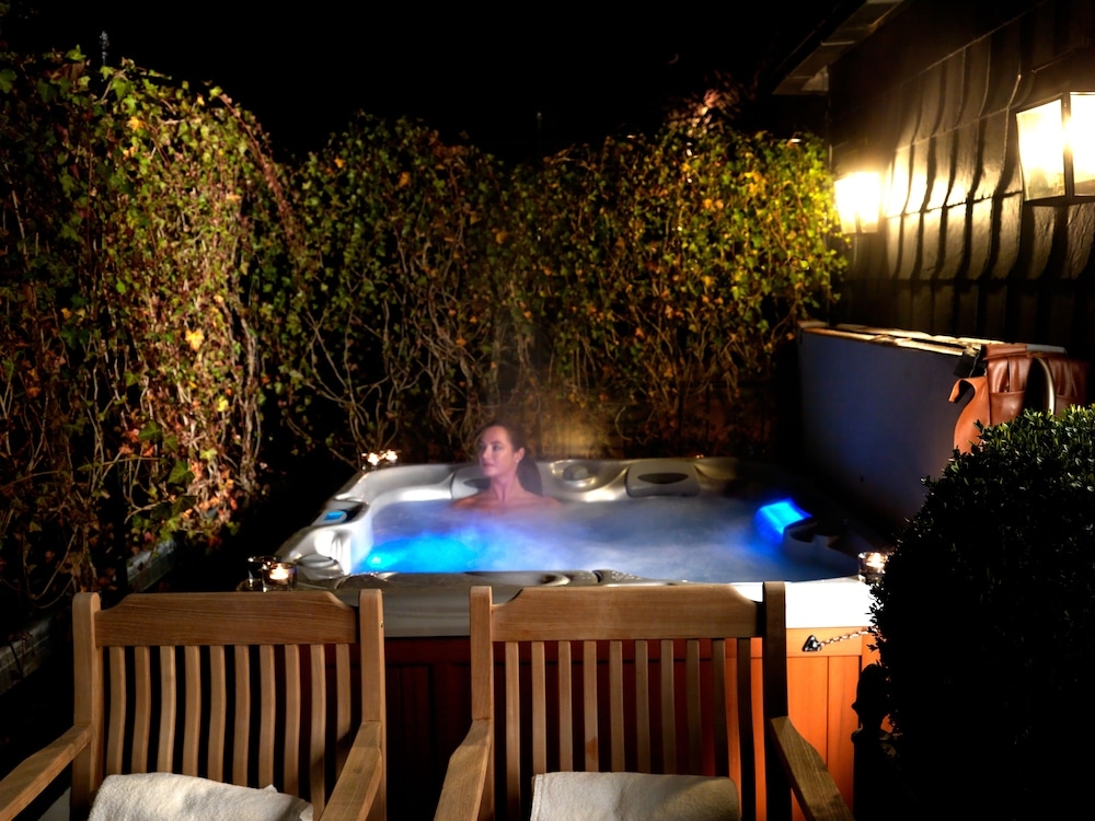 전용 스파 욕조