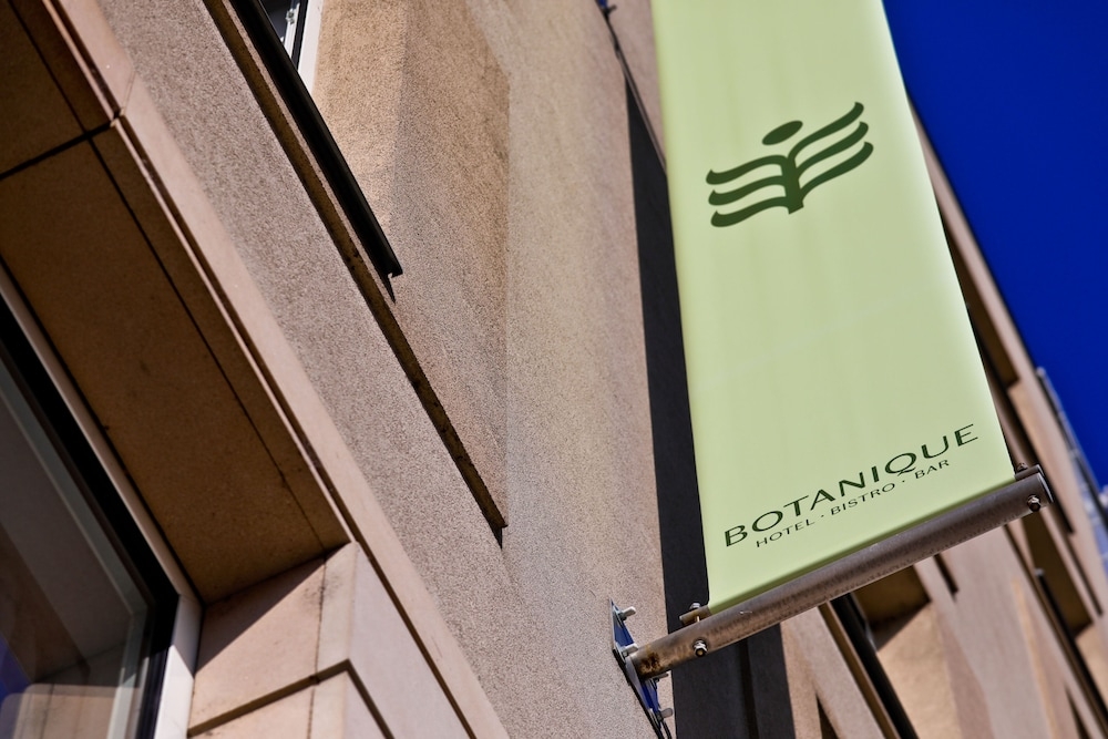 숙박 시설 정면