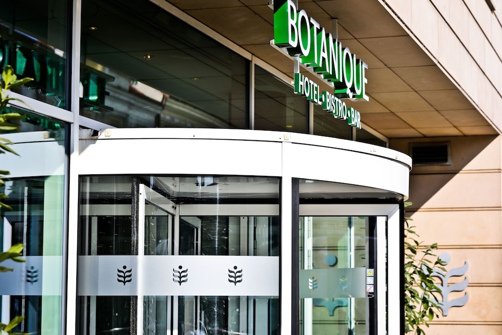 숙박 시설 입구