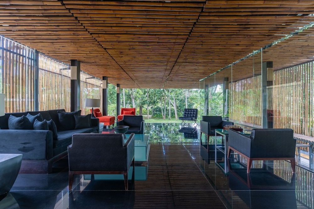 숙박 시설 내 편의 시설/서비스