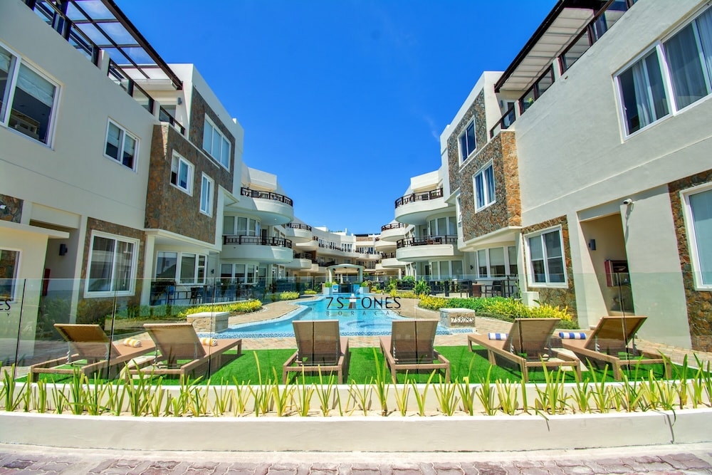 숙박 시설 정면