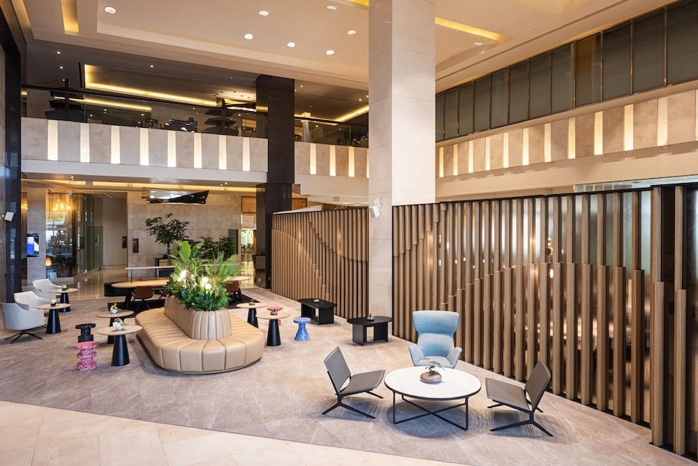 로비 좌석 공간