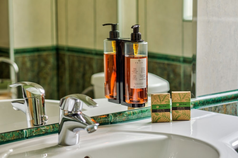 숙박 시설 내 편의 시설/서비스