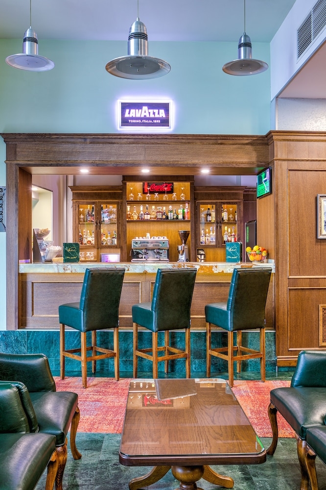 바(숙박 시설 내)