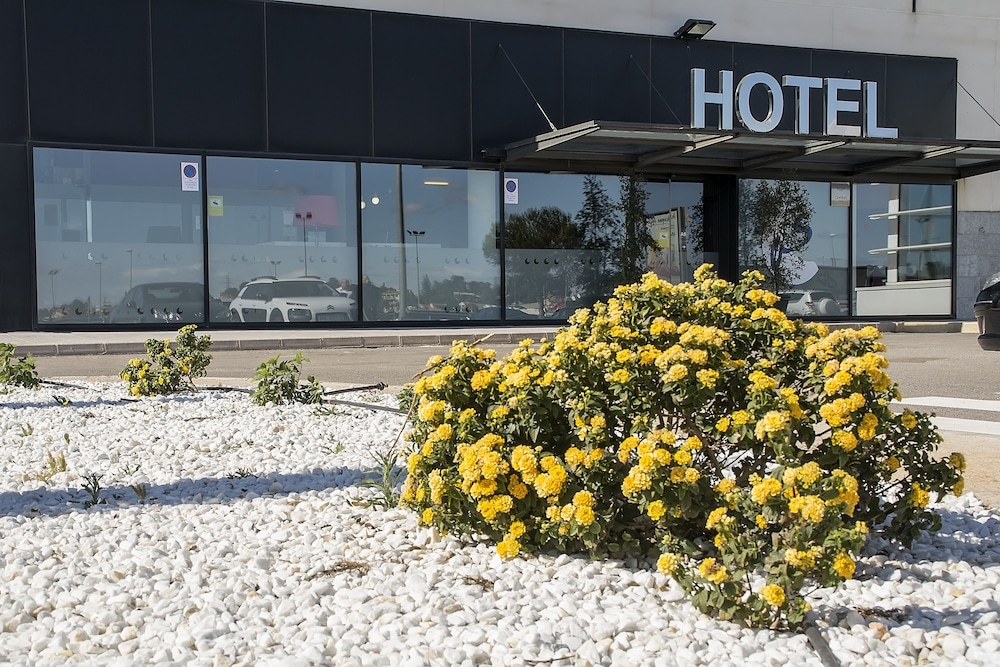 숙박 시설 정면