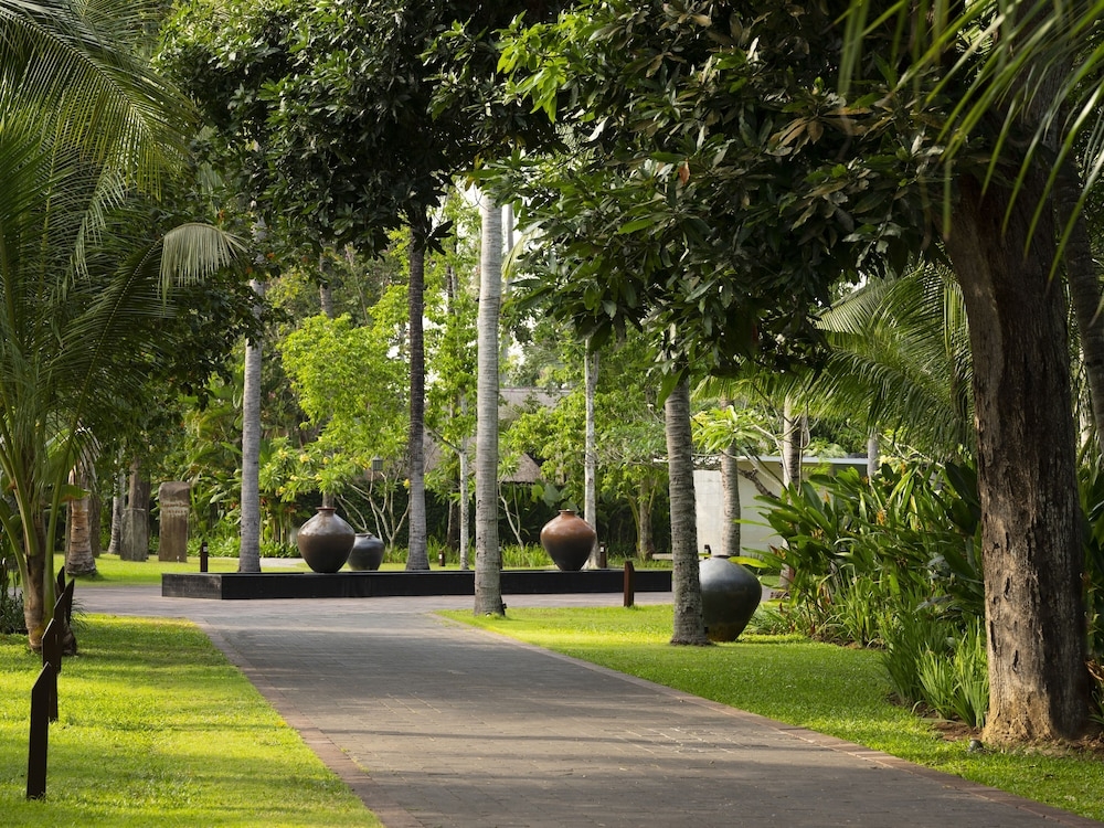 숙박 시설 입구