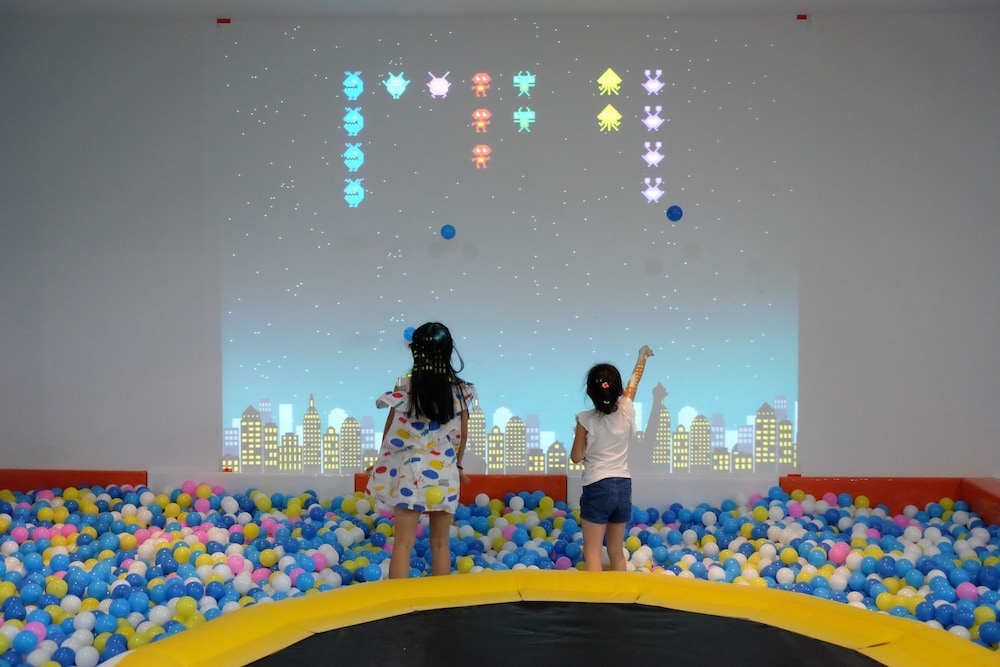 어린이 놀이 공간 - 실내