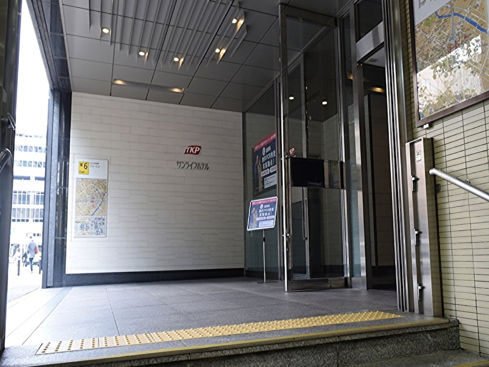 숙박 시설 입구