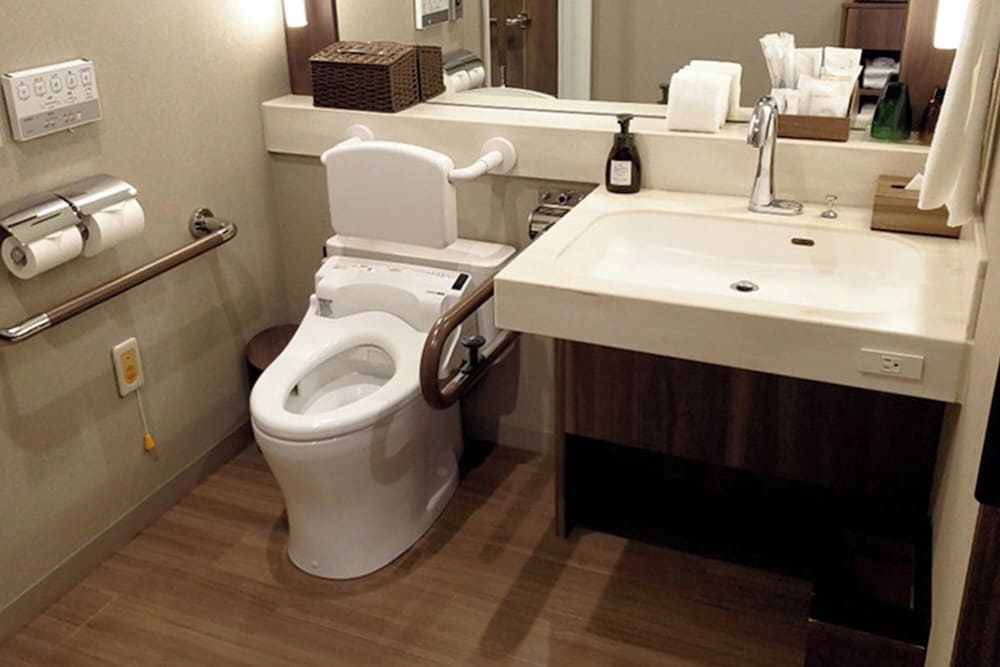 장애인 지원 욕실