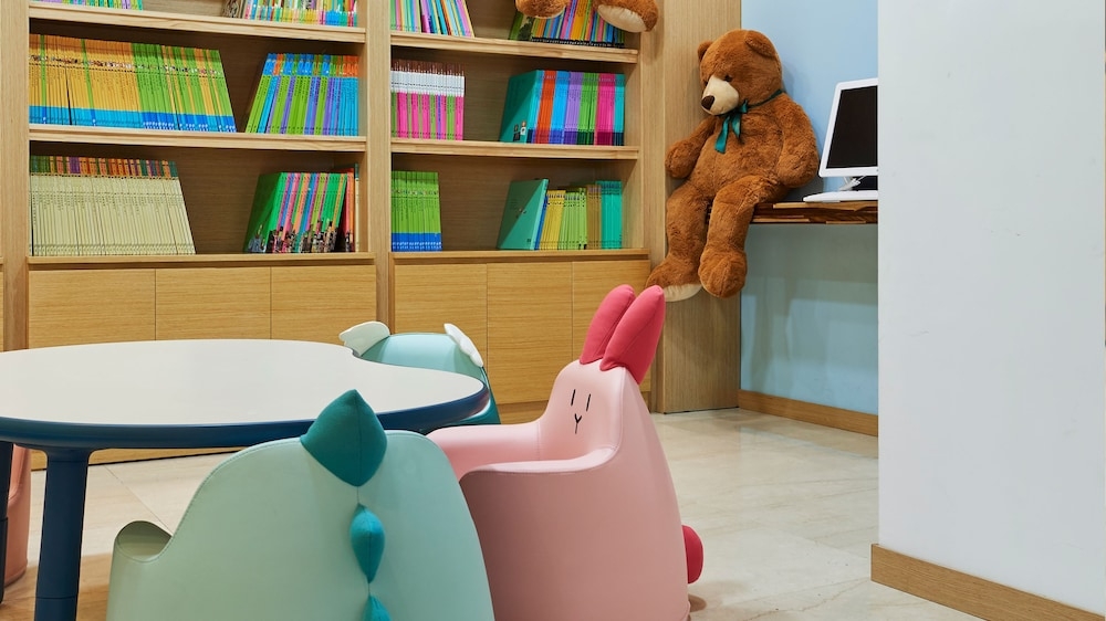 어린이 놀이 공간 - 실내