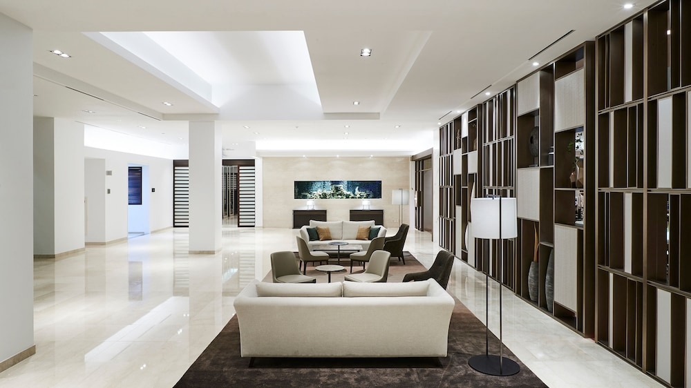 로비 좌석 공간