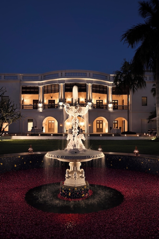 숙박 시설 정면