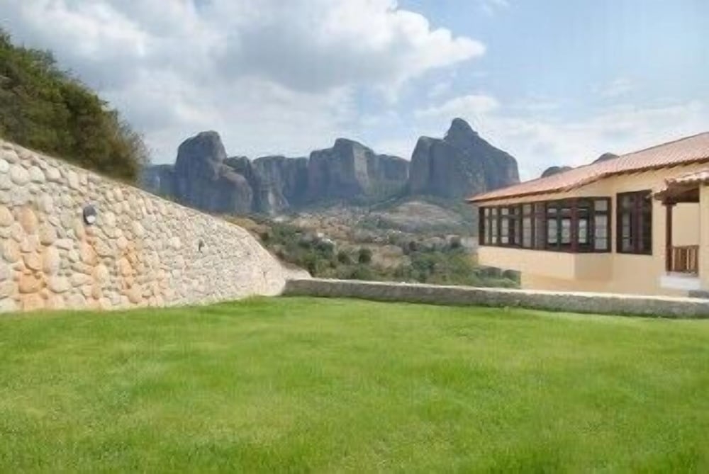 숙박 시설 구내