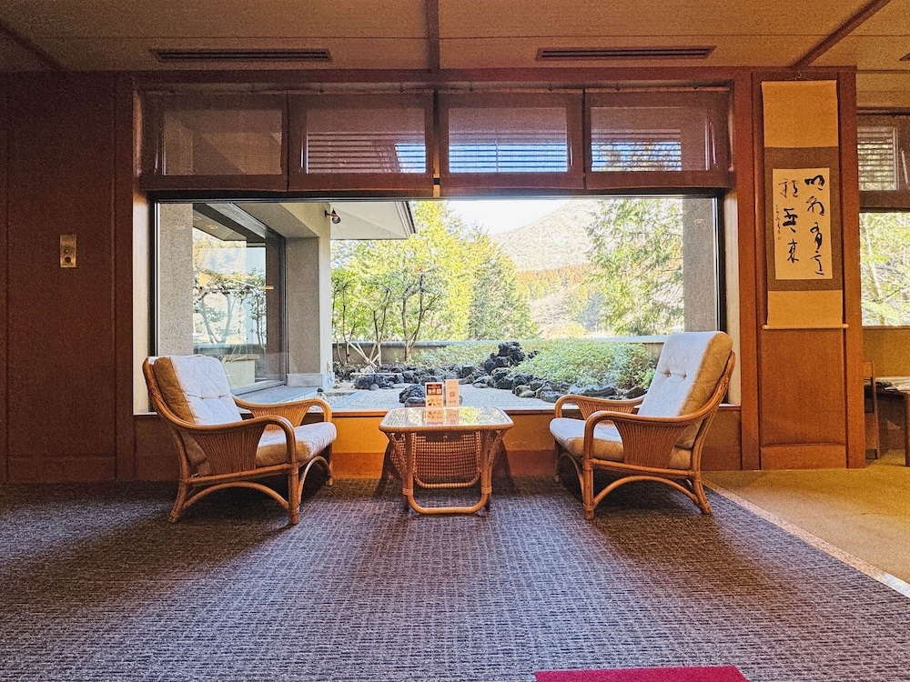 로비 좌석 공간