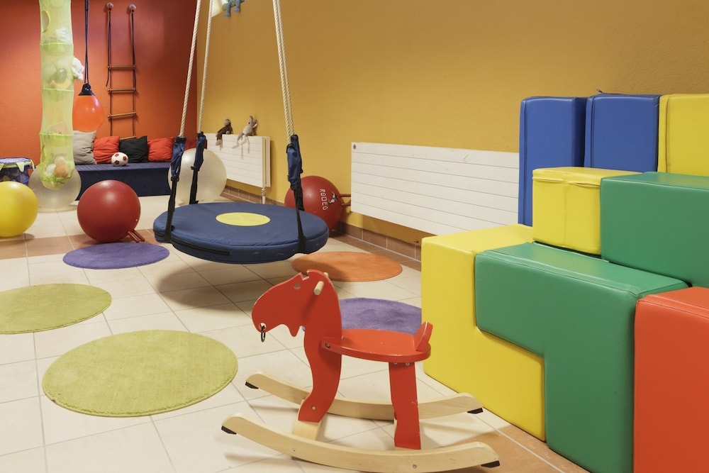 어린이 놀이 공간 - 실내