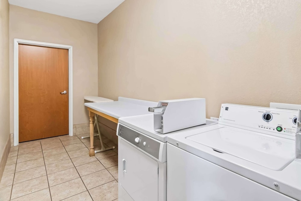 숙박 시설 내 편의 시설/서비스