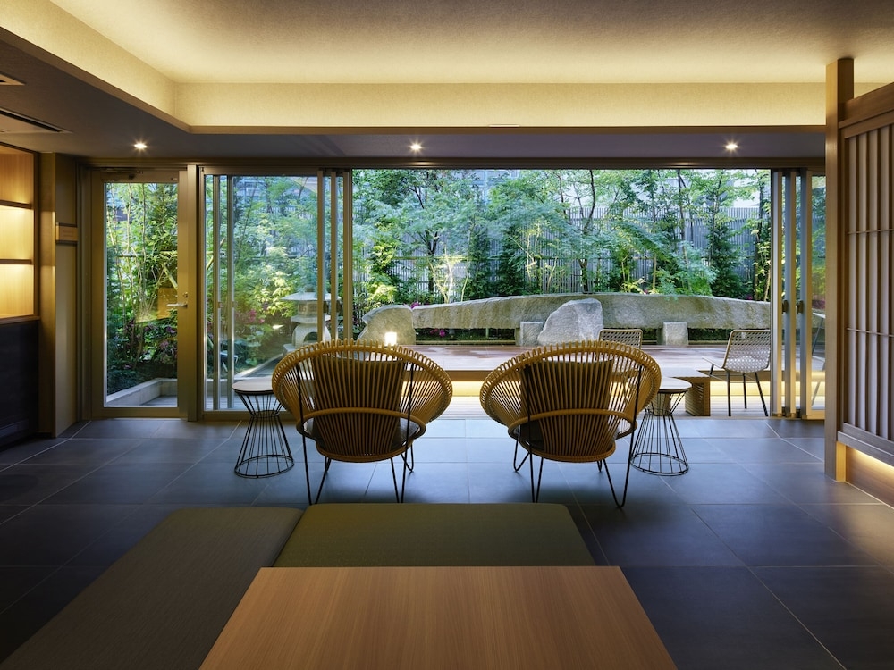 숙박 시설 내 편의 시설/서비스