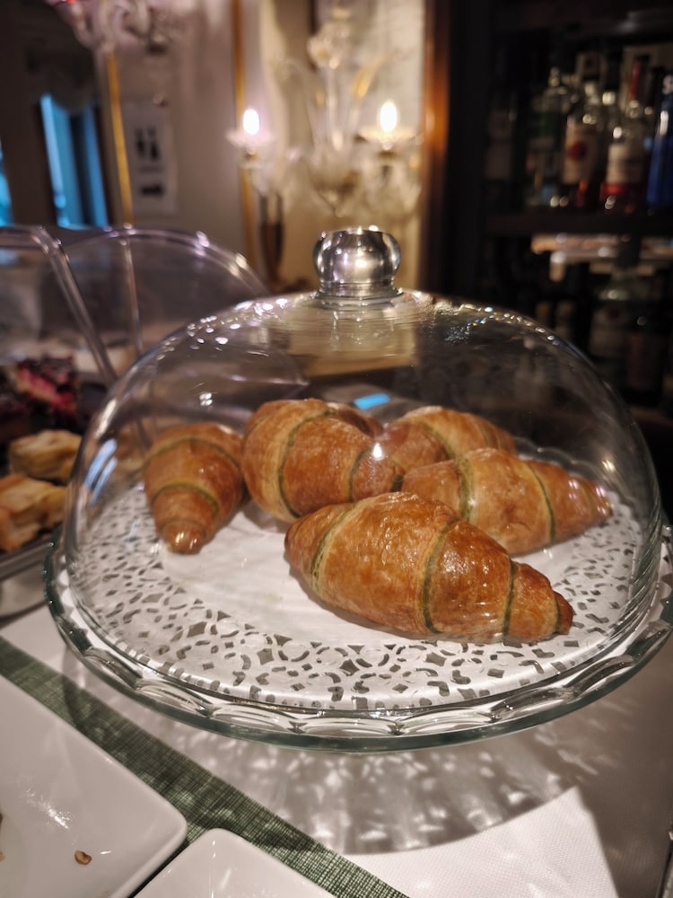 뷔페 아침 식사