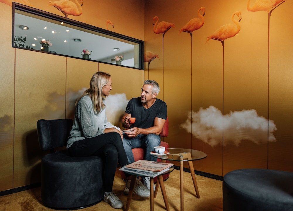 로비 좌석 공간