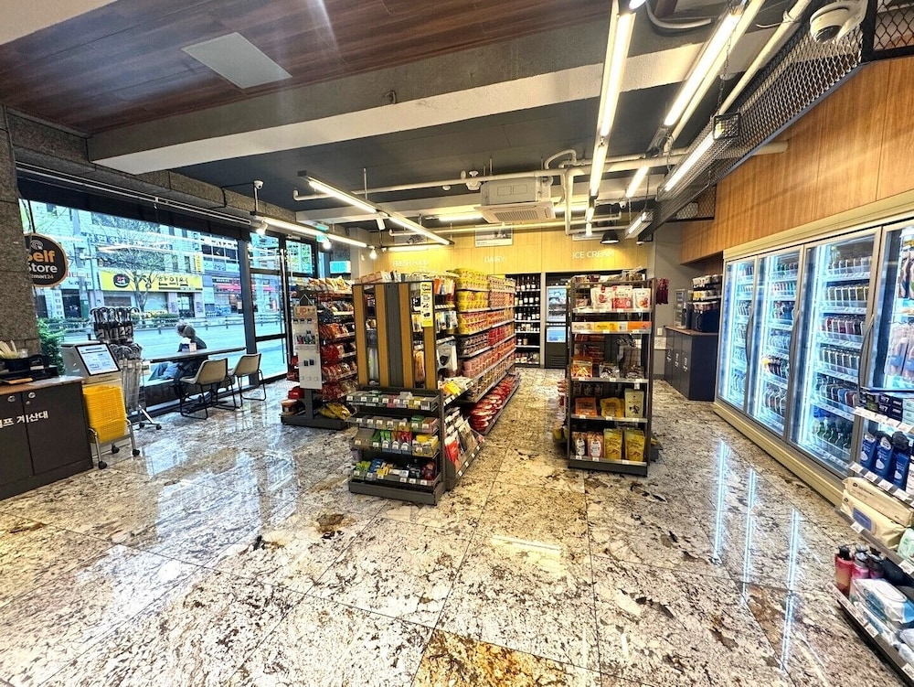 숙박 시설 내 편의 시설/서비스