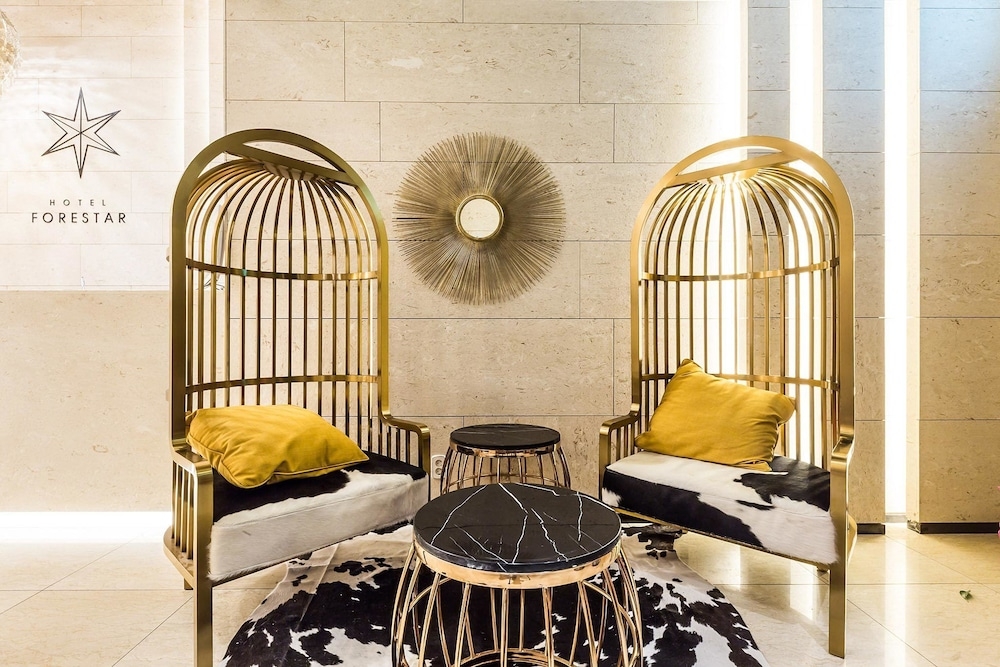 로비 좌석 공간