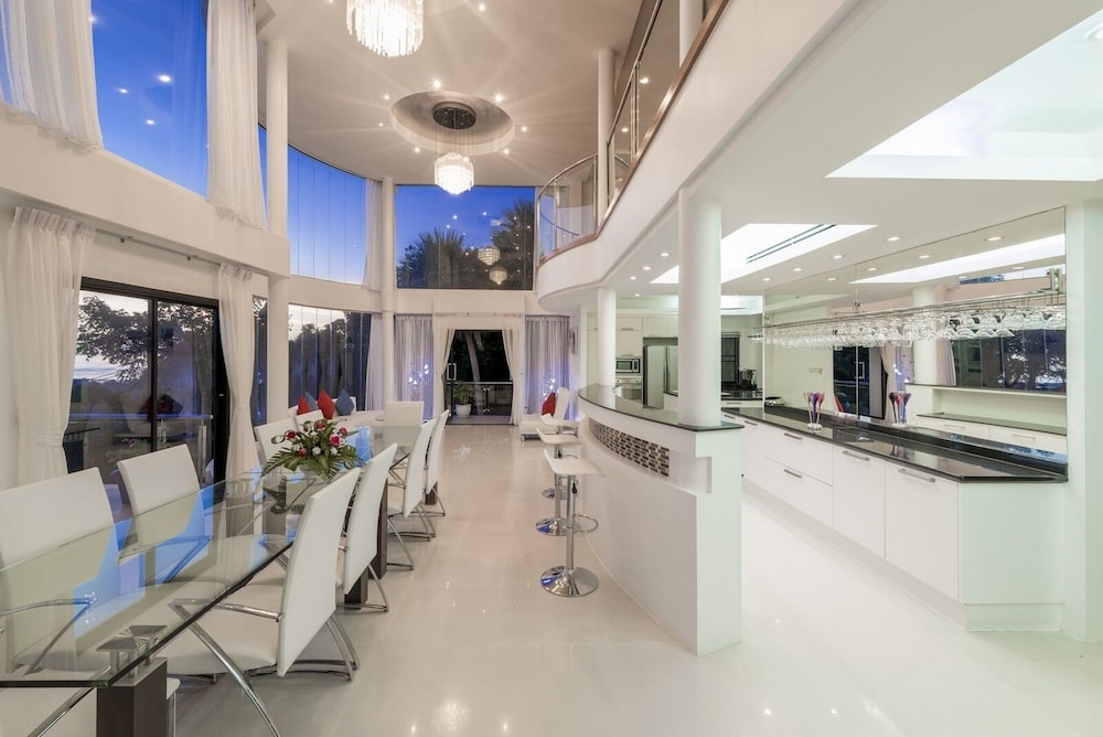 객실 내 식사 공간