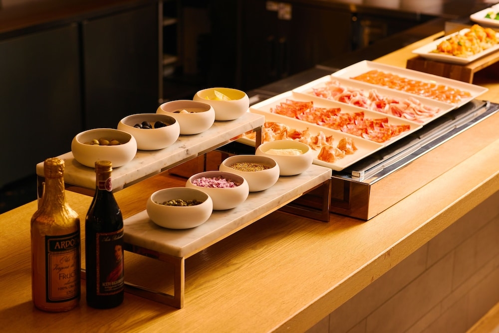 뷔페 아침 식사