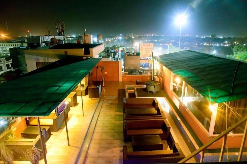 숙박 시설 구내