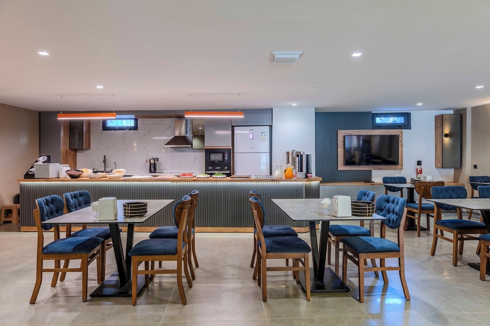 뷔페 아침 식사