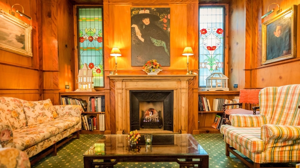 로비 좌석 공간