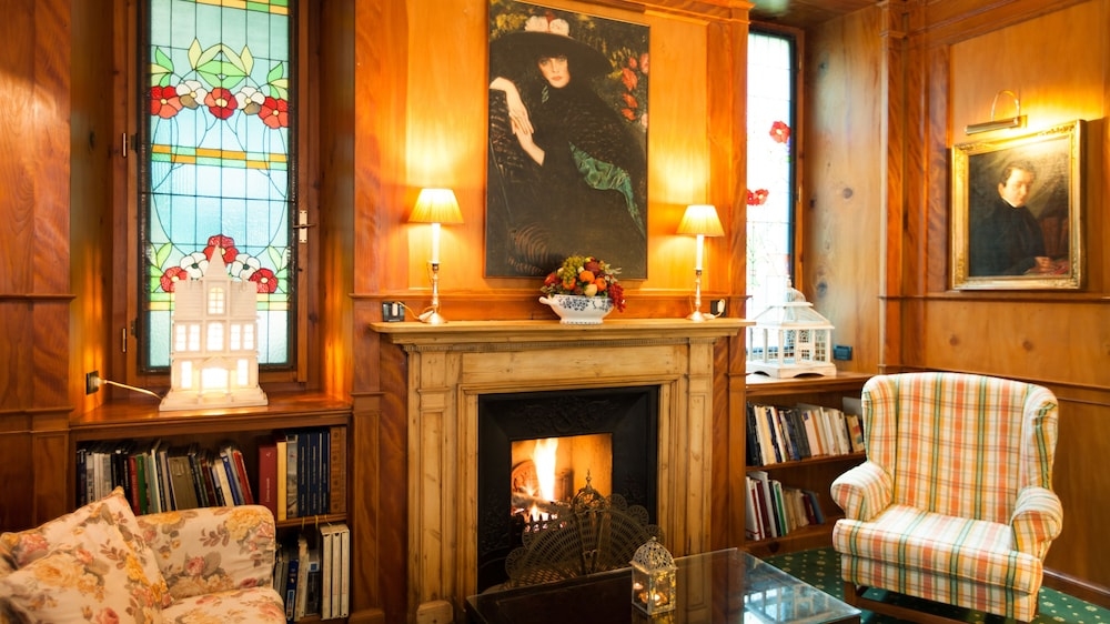 로비 좌석 공간