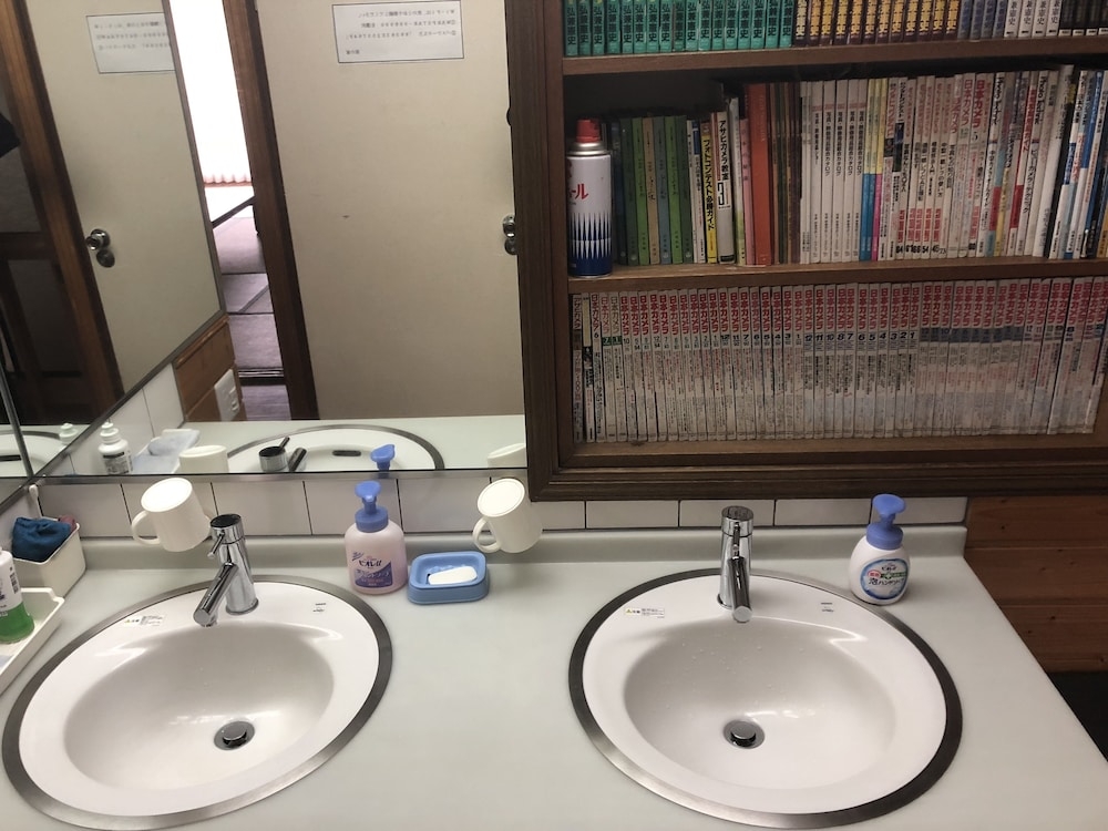 숙박 시설 내 편의 시설/서비스