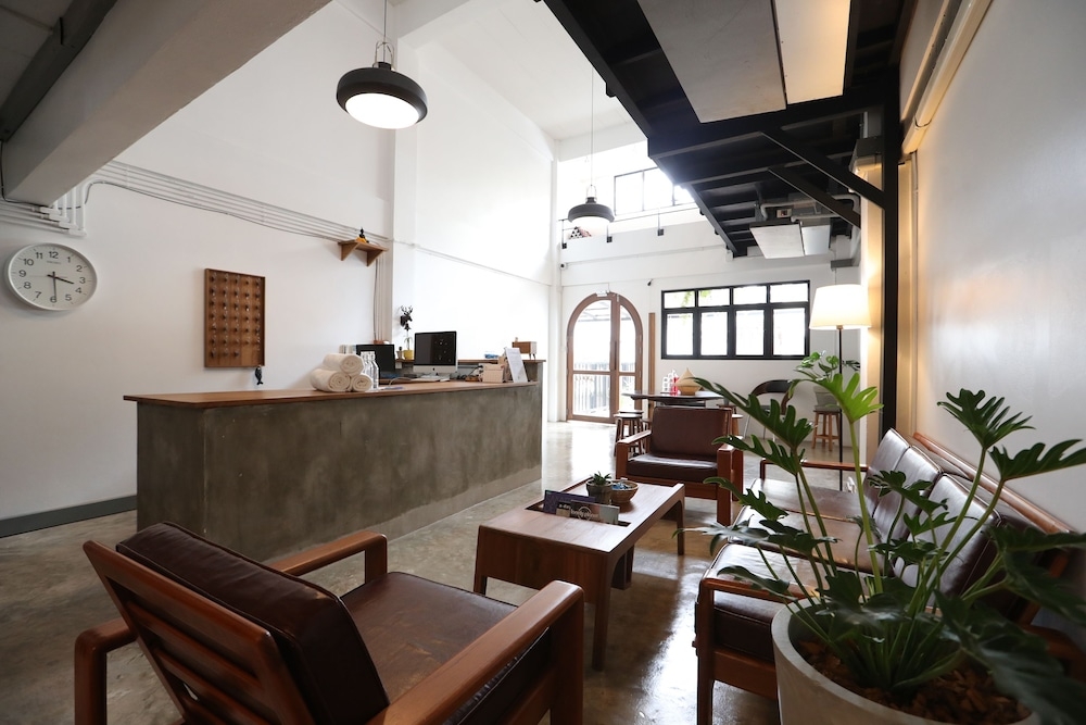 로비 좌석 공간