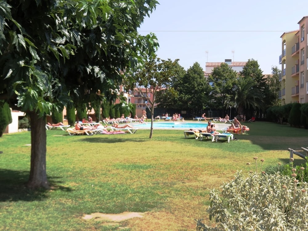 숙박 시설 구내