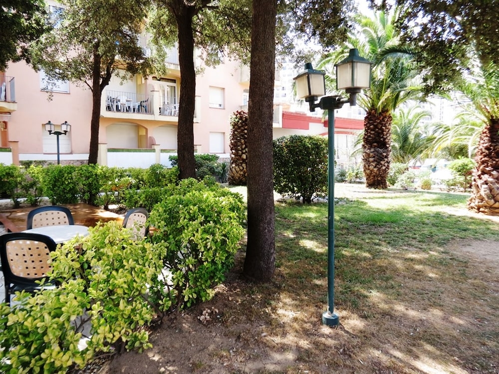 숙박 시설 구내