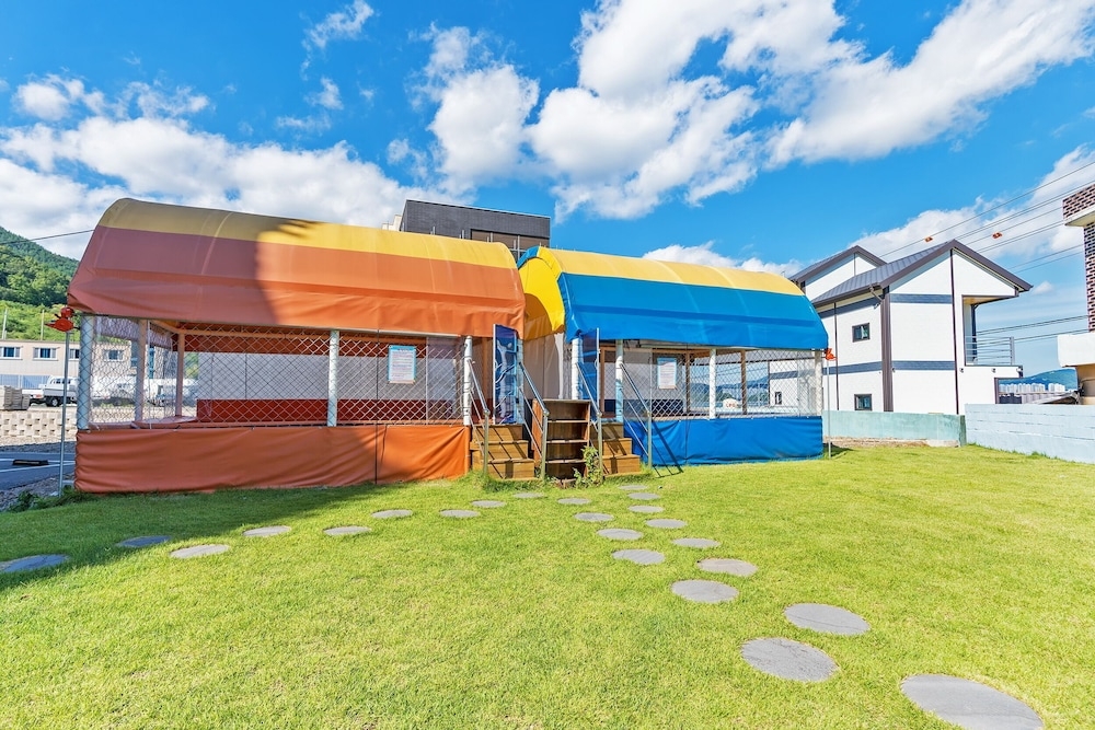 어린이 놀이 공간 - 야외