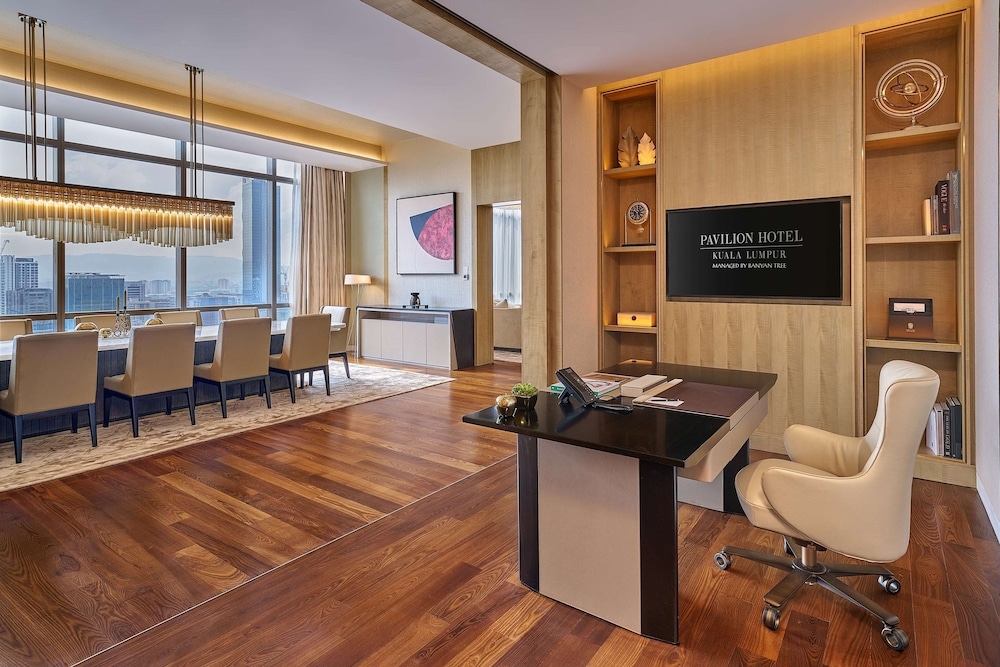 객실 내 비즈니스 센터