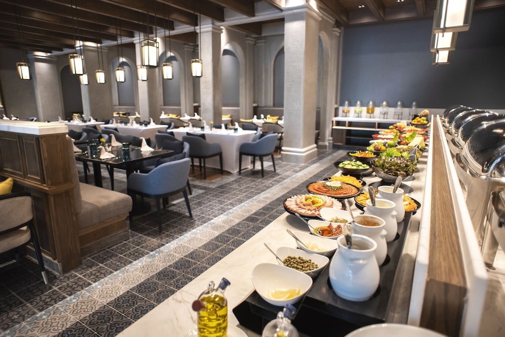 뷔페 아침 식사