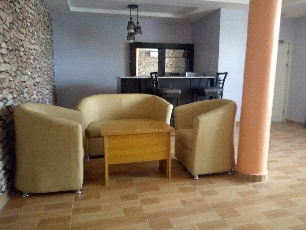 로비 좌석 공간