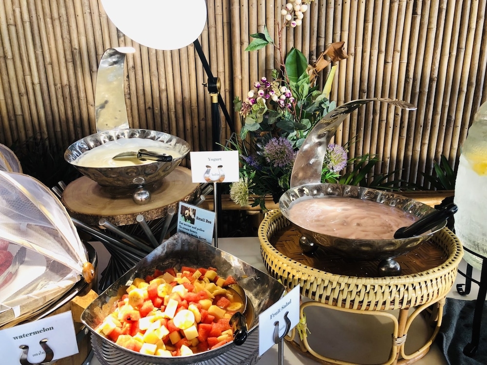 뷔페 아침 식사