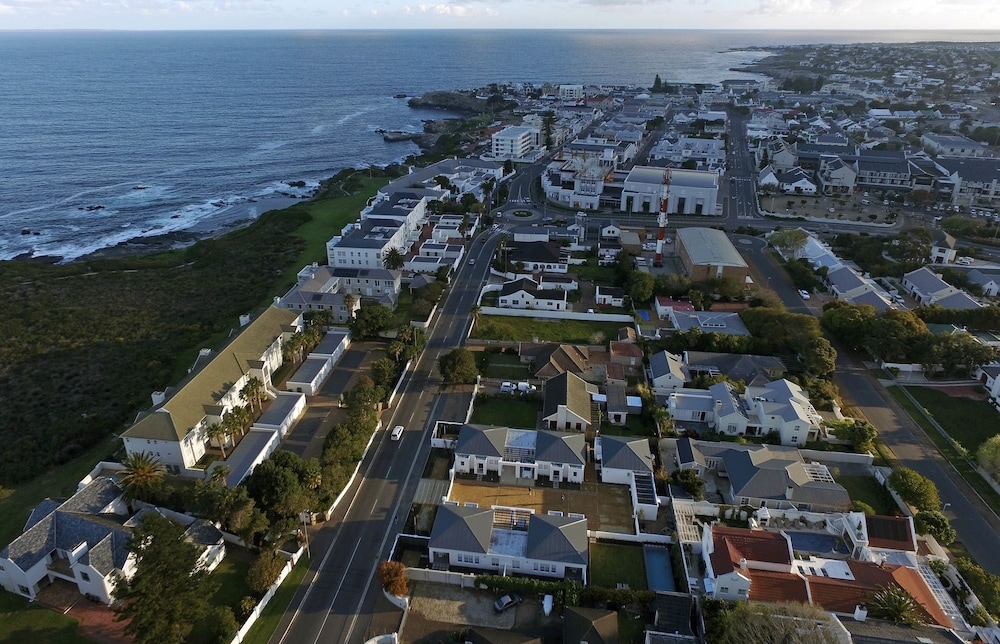 숙박 시설에서 보는 시내 전망