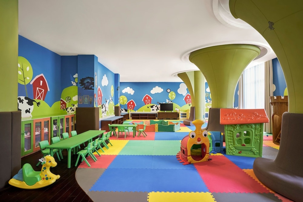 어린이 놀이 공간 - 실내