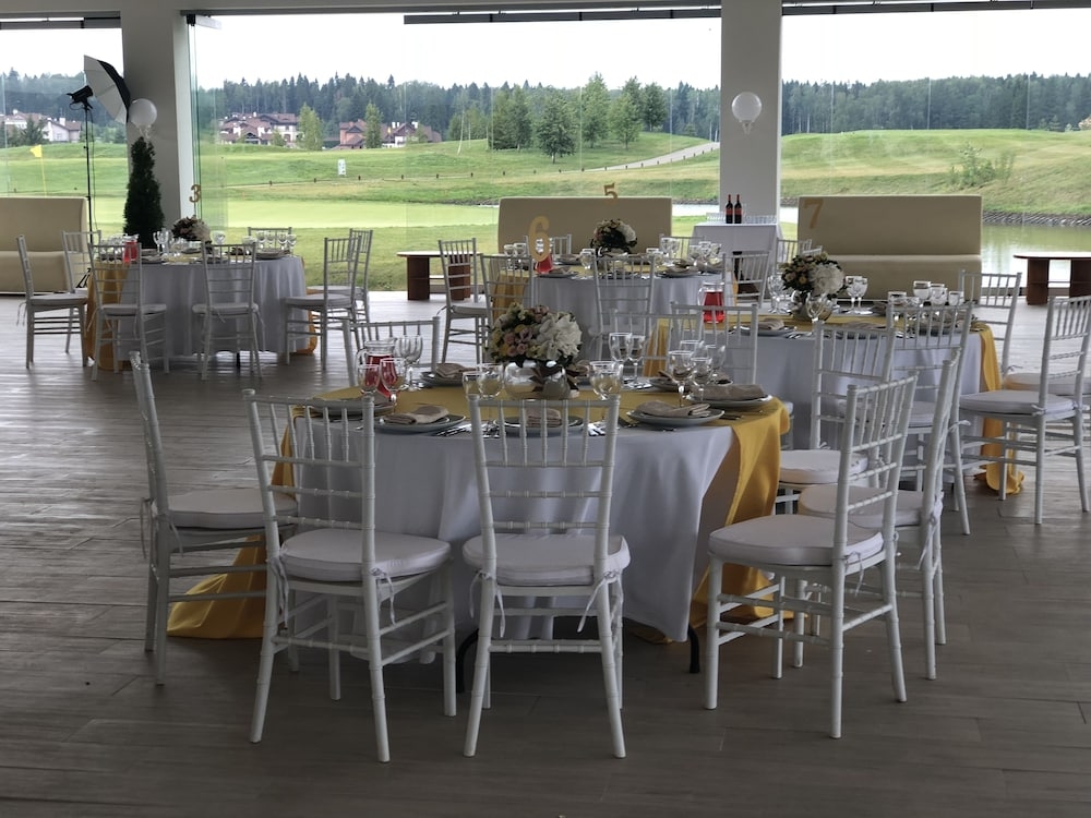 야외 연회 공간