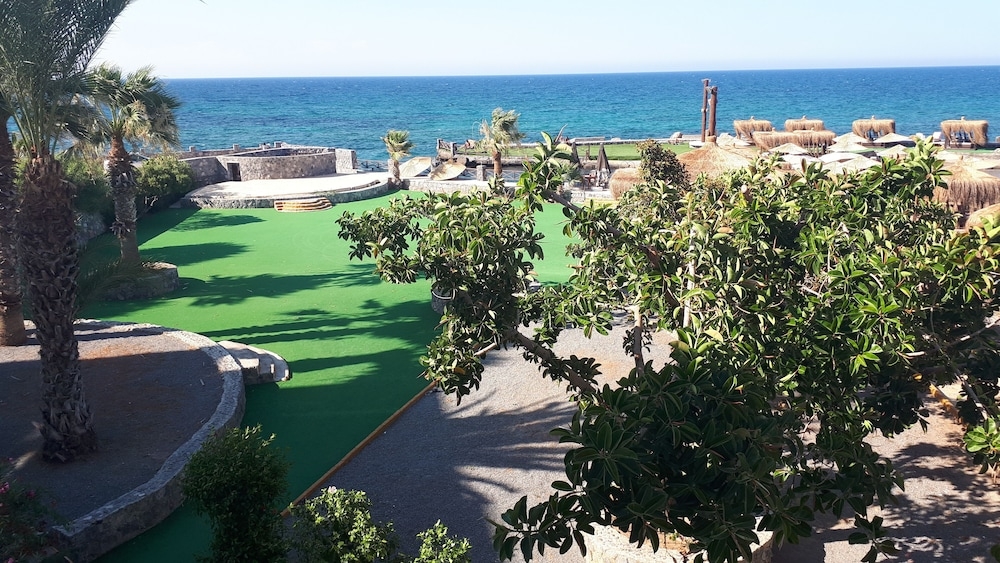 숙박 시설 구내