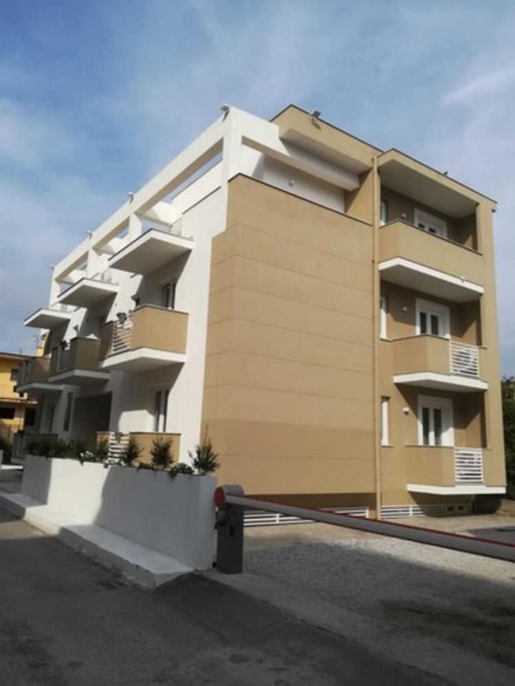 숙박 시설 정면