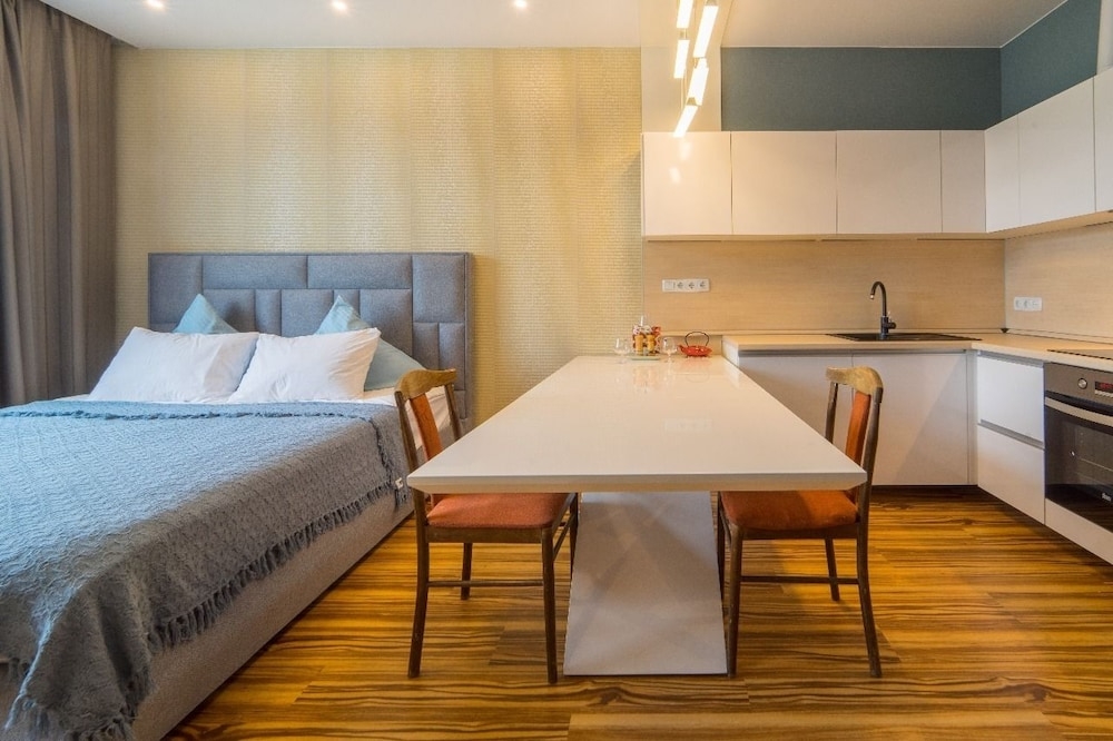 객실 내 식사 공간